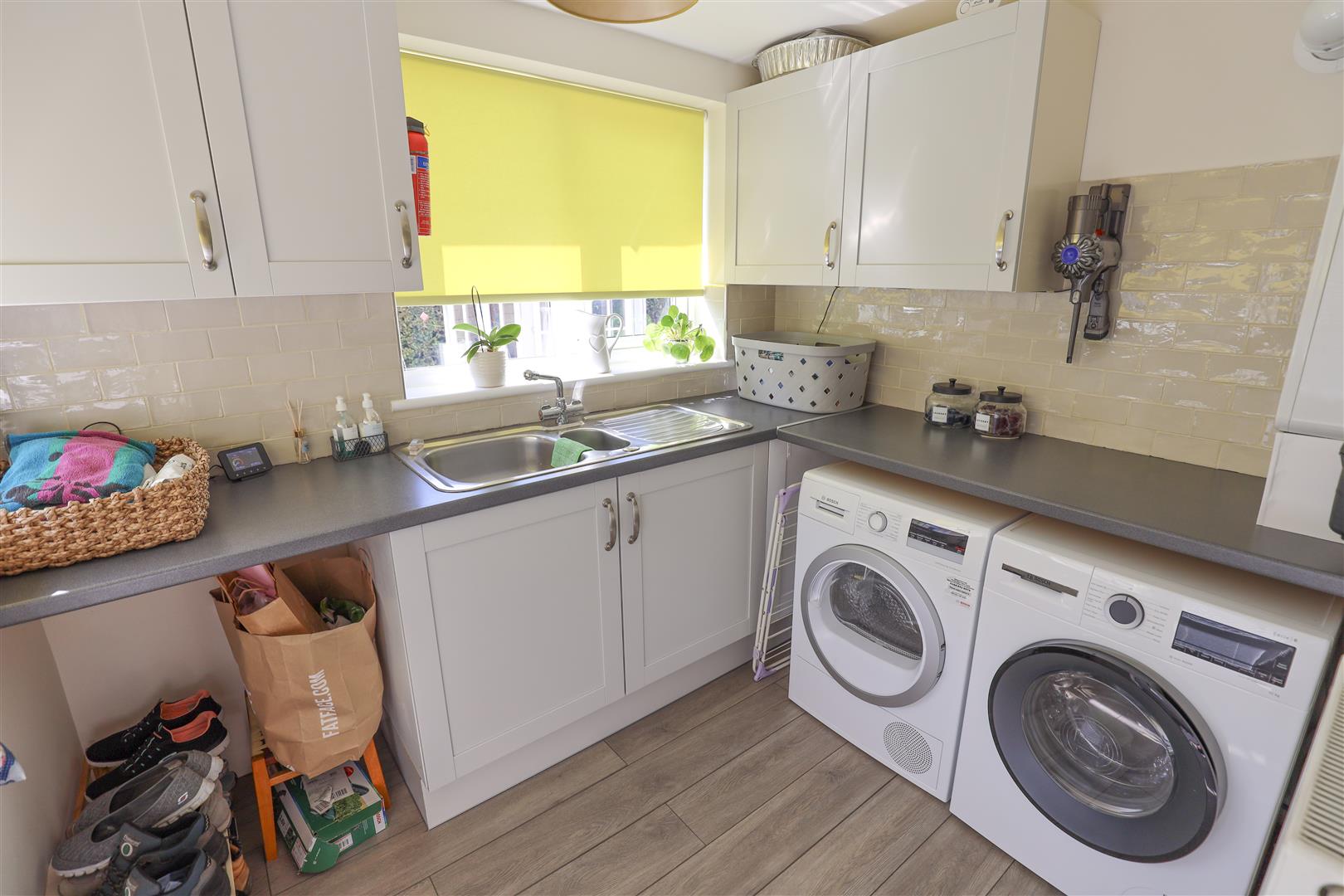 10 Maes Lloi, Aberthin, Cowbridge, Vale Of Glamorgan, CF71 7HA